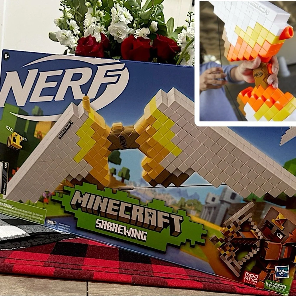 New NERF Minecraft Sabrewing Motorized Blaster Bow 8 Elite Darts 8-Dart Clip
